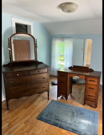 Dan Carter Auctions July 2025 Auction Item 8