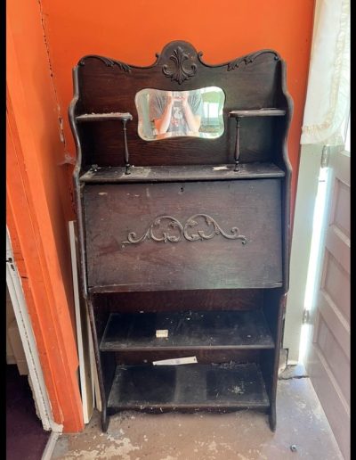 Dan Carter Auctions July 2025 Auction Item 9
