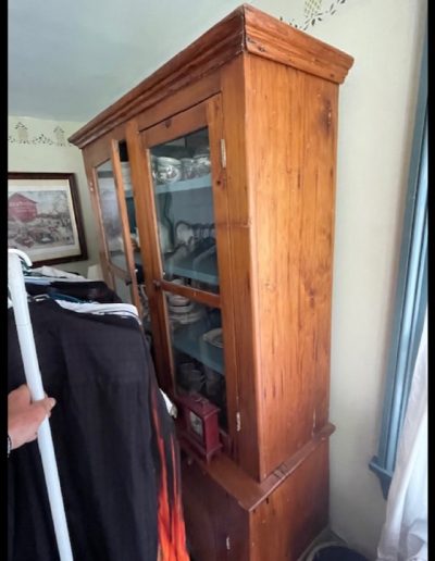 Eden NY Estate Auction Item 114