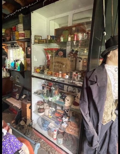 Eden NY Estate Auction Item 32