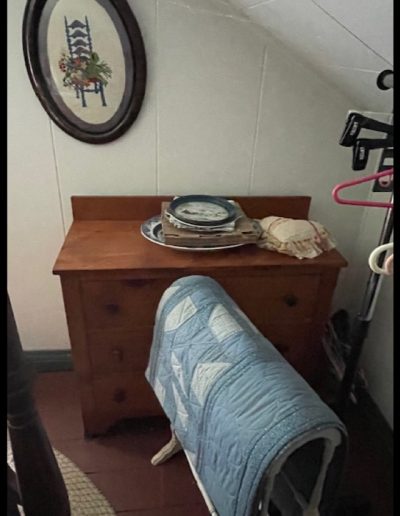 Eden NY Estate Auction Item 69