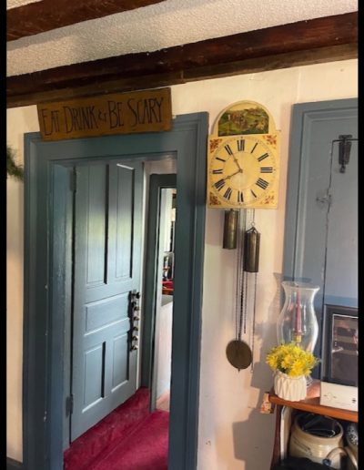 Eden NY Estate Auction Item 83