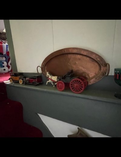 Eden NY Estate Auction Item 96