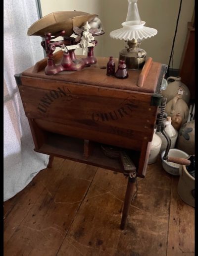 Eden NY Estate Auction Item 99