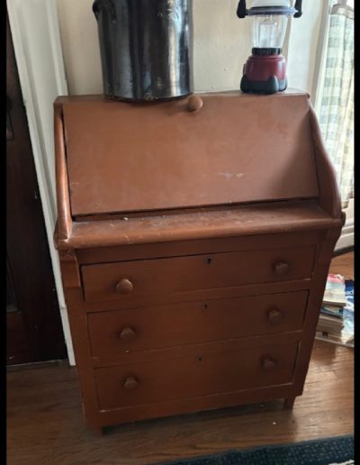 July 2025 Estate Tag Sale Item 28